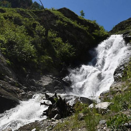 Case Gran Paradiso Villaggio Melignon Rhemes-Saint-Georges Exterior photo